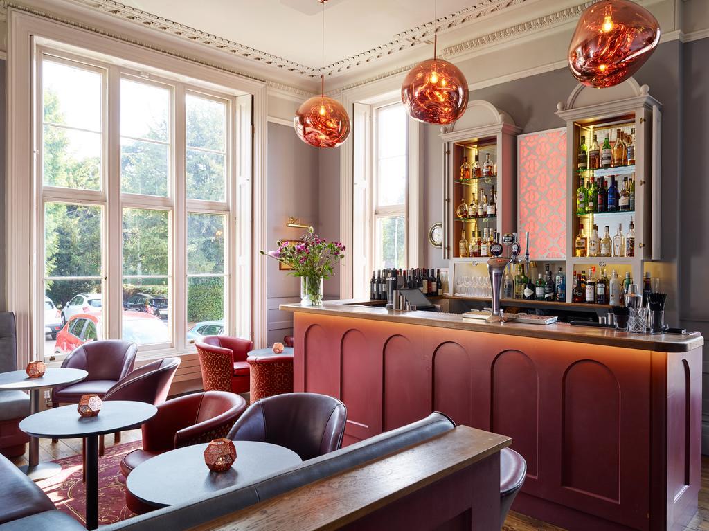 Cotswold Grange Bed and Breakfast Cheltenham Exteriör bild The bar at the 2018 refurbishment