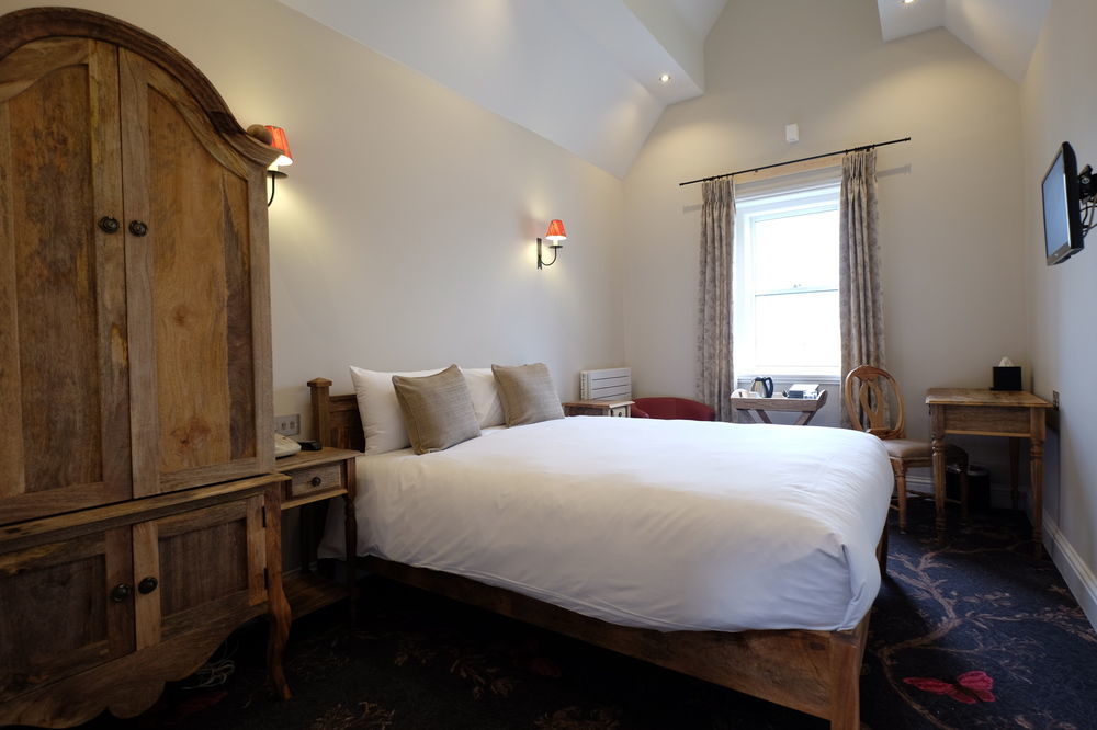 Cotswold Grange Bed and Breakfast Cheltenham Exteriör bild A room at the hotel